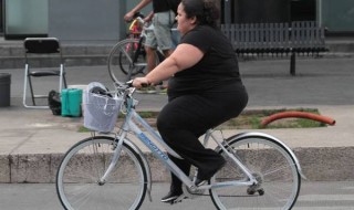 Ciclista con sobrepeso