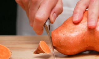 cutting sweet potato- Photo by Steve Johnson in https://www.flickr.com/photos/artbystevejohnson/5183843480 shared under a Creative Commons license